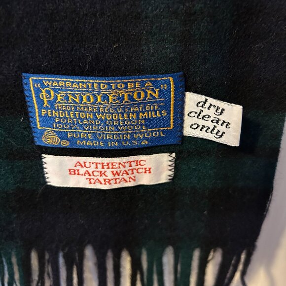 Pendleton Wool Scarf in Blackwatch Tartan - Picture 2 of 3